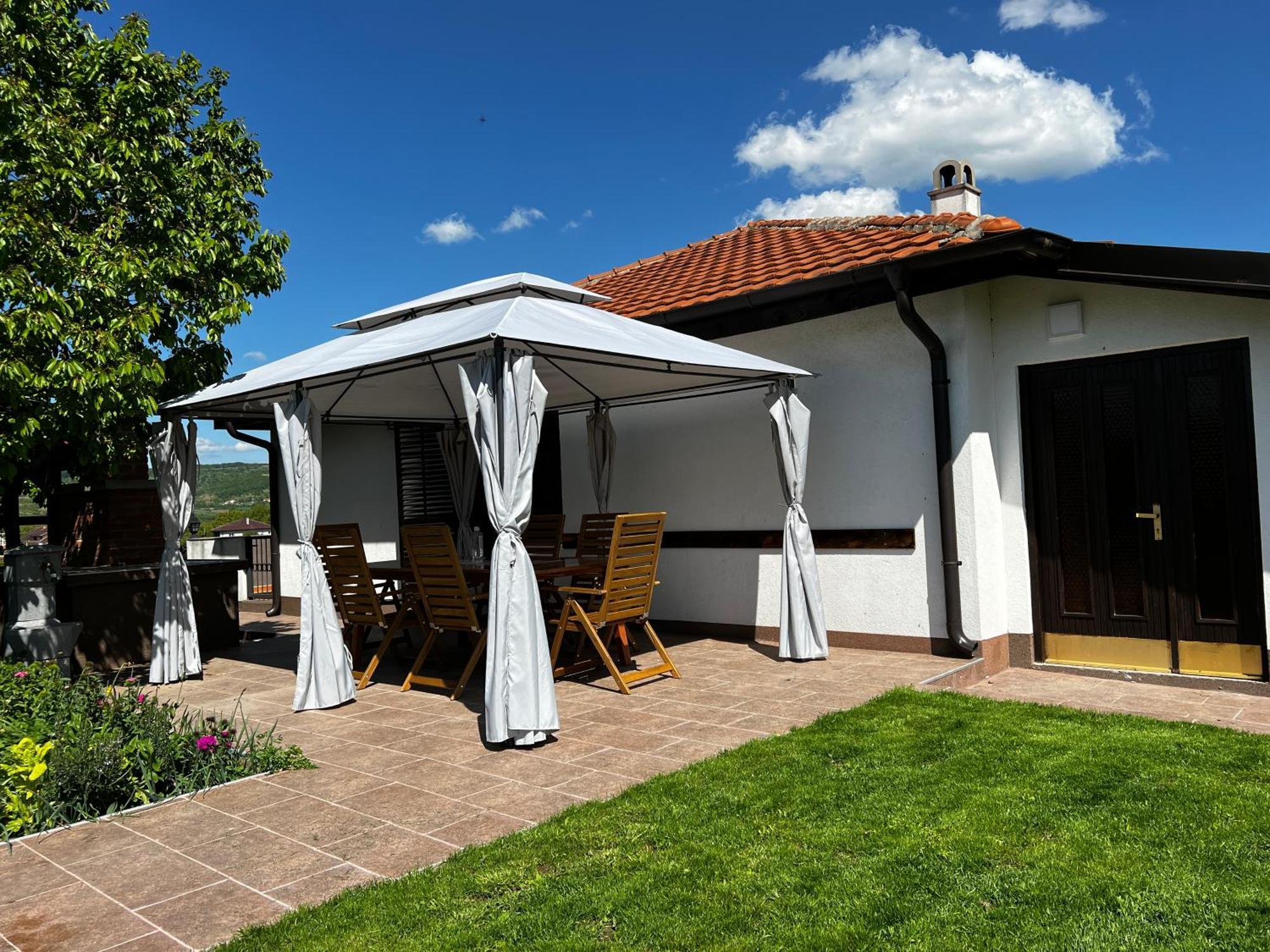 House Milovanovic Soko Banja Luaran gambar